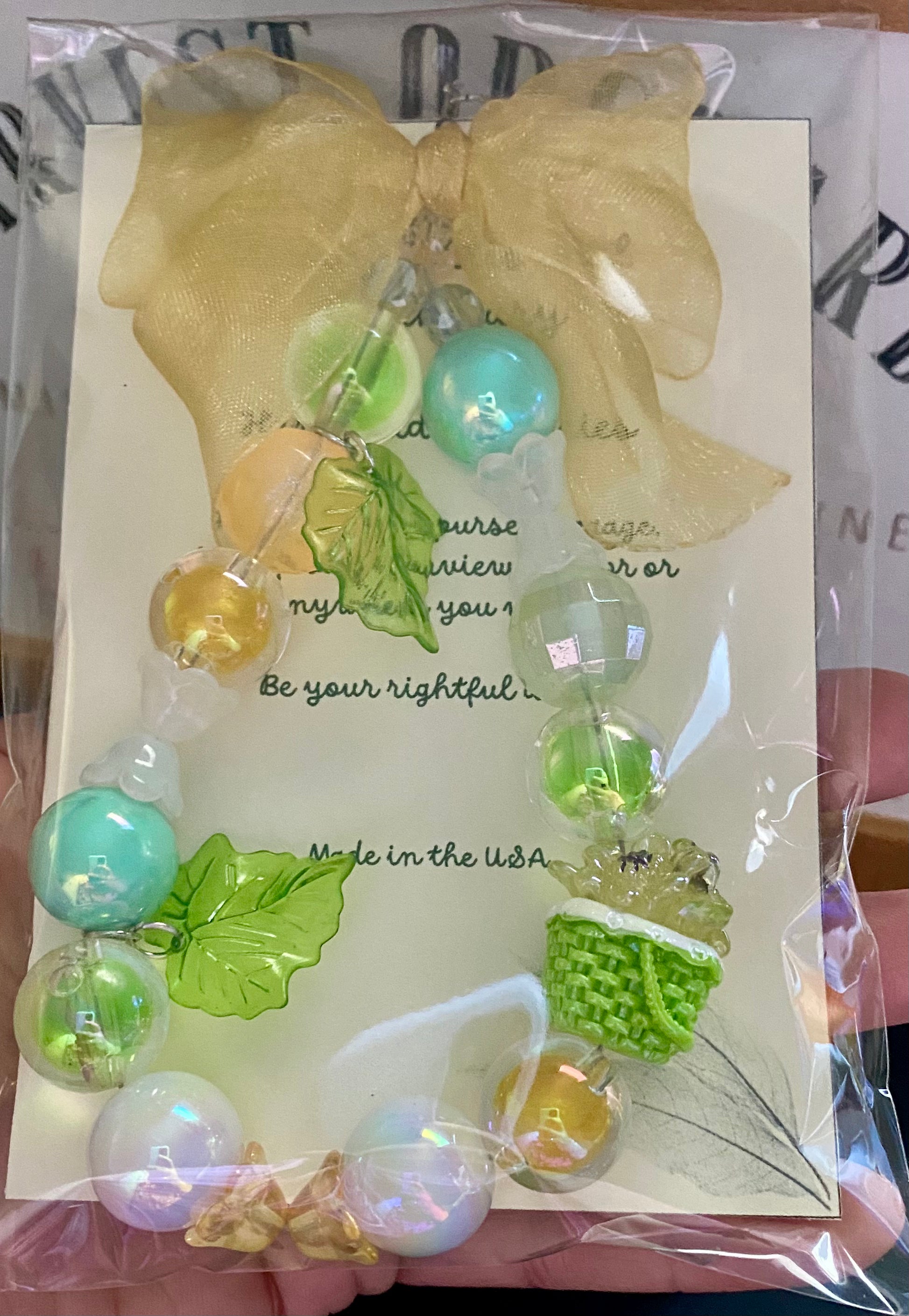 Golden Green Picnic Accessory